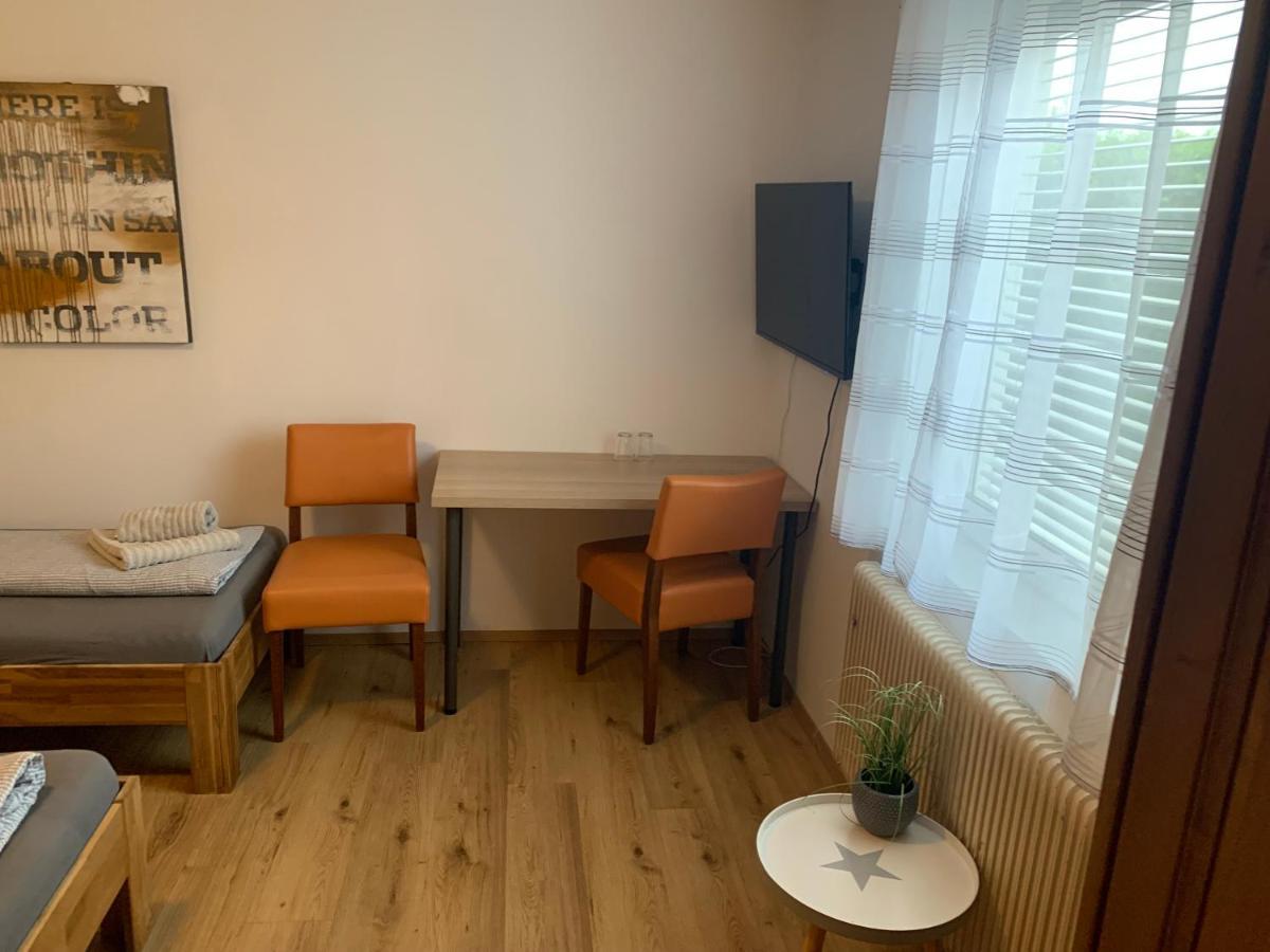 Roccos Raum Hotel Kapfenberg Kültér fotó